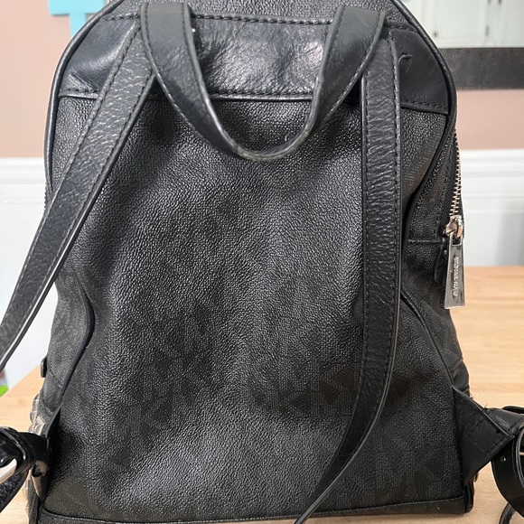 SOLD!!!! Michael Kors book bag purse - Picture 5 of 14